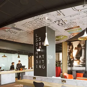 Hotel Ibis Excel-docklands, London